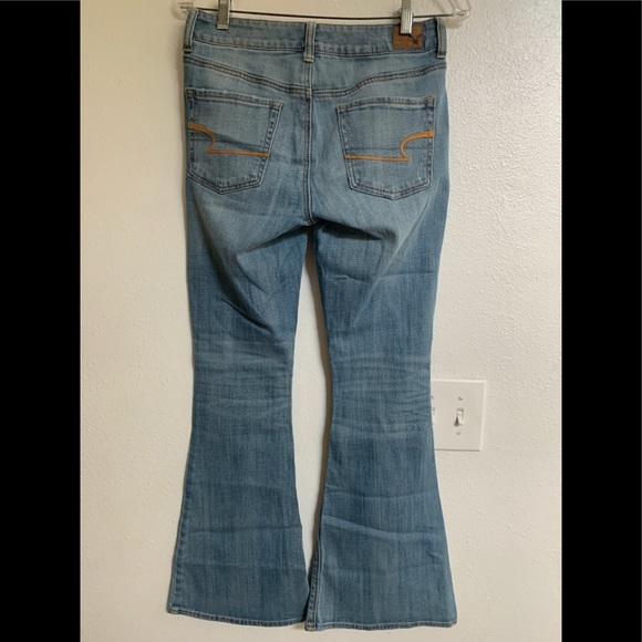 Hi-Rise Artist Stretch Distressed Flare Bootcut Jeans - Picture 2 of 2